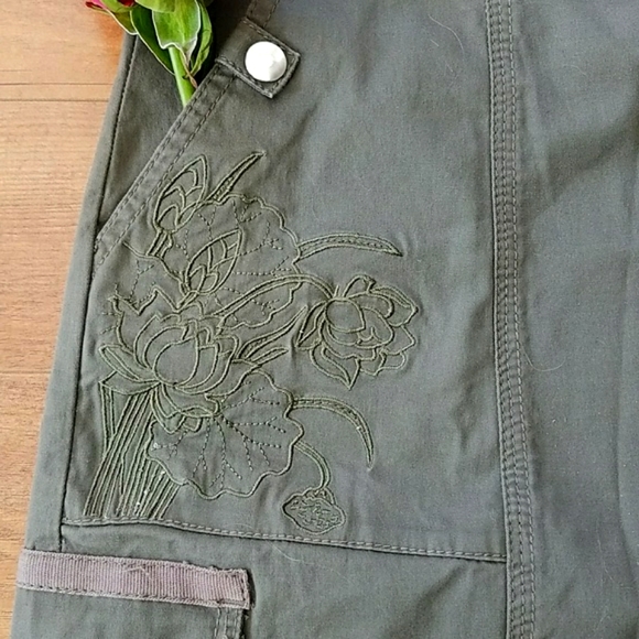Embroidered Sport/Hiking Skirt - Picture 4 of 10